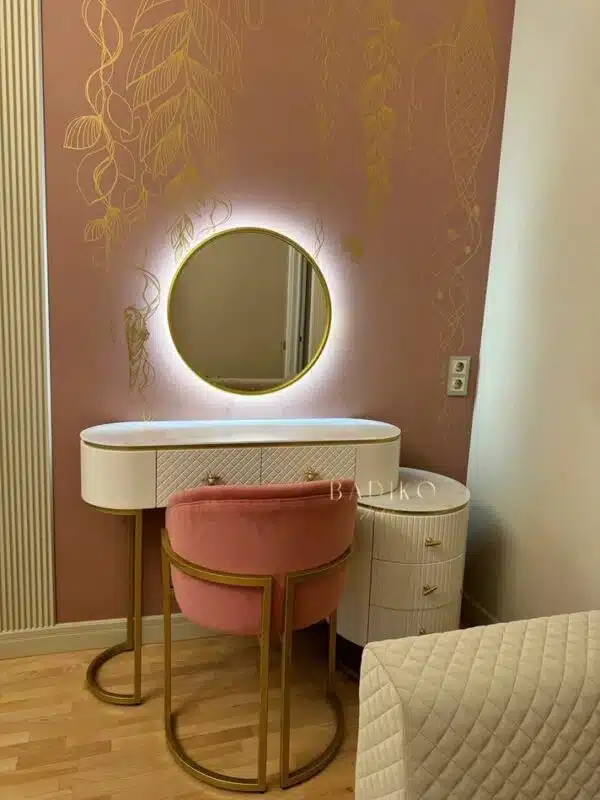 7b353ee3-dfe5-4554-8682-5a603b80438b