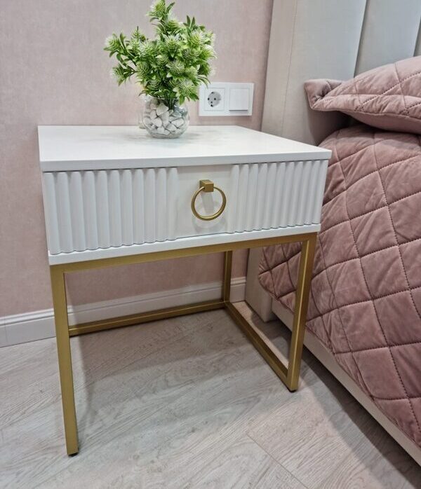 prikrovatnaya-tumba-stars-25