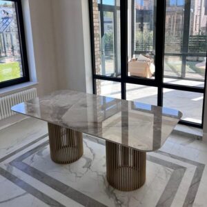 obedennyj-stol-monako-duo