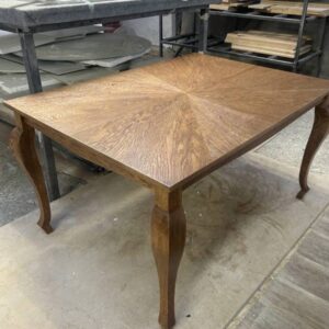 zhurnalnyj-stol-aristo-5